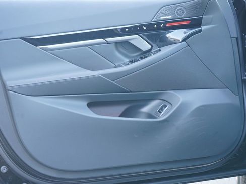 New 2026 BMW 530i w/ Executive Package RWD image 10