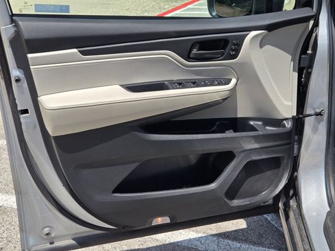 Used 2025 Honda Odyssey EX-L image 10