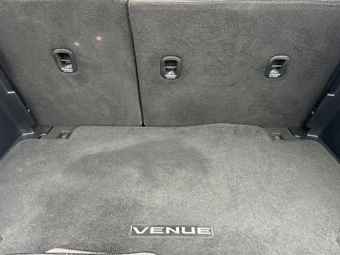 Used 2022 Hyundai Venue SEL w/ Cargo Package image 32