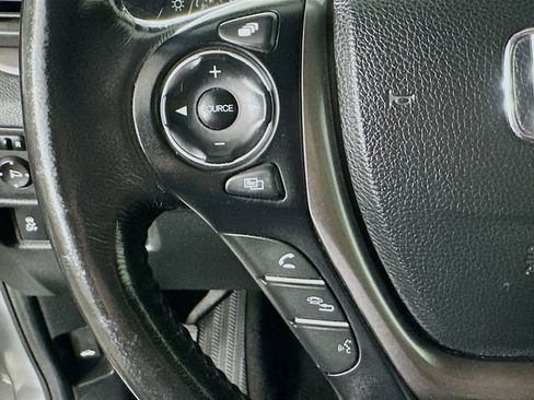 Used 2017 Honda Ridgeline RTL-T image 10