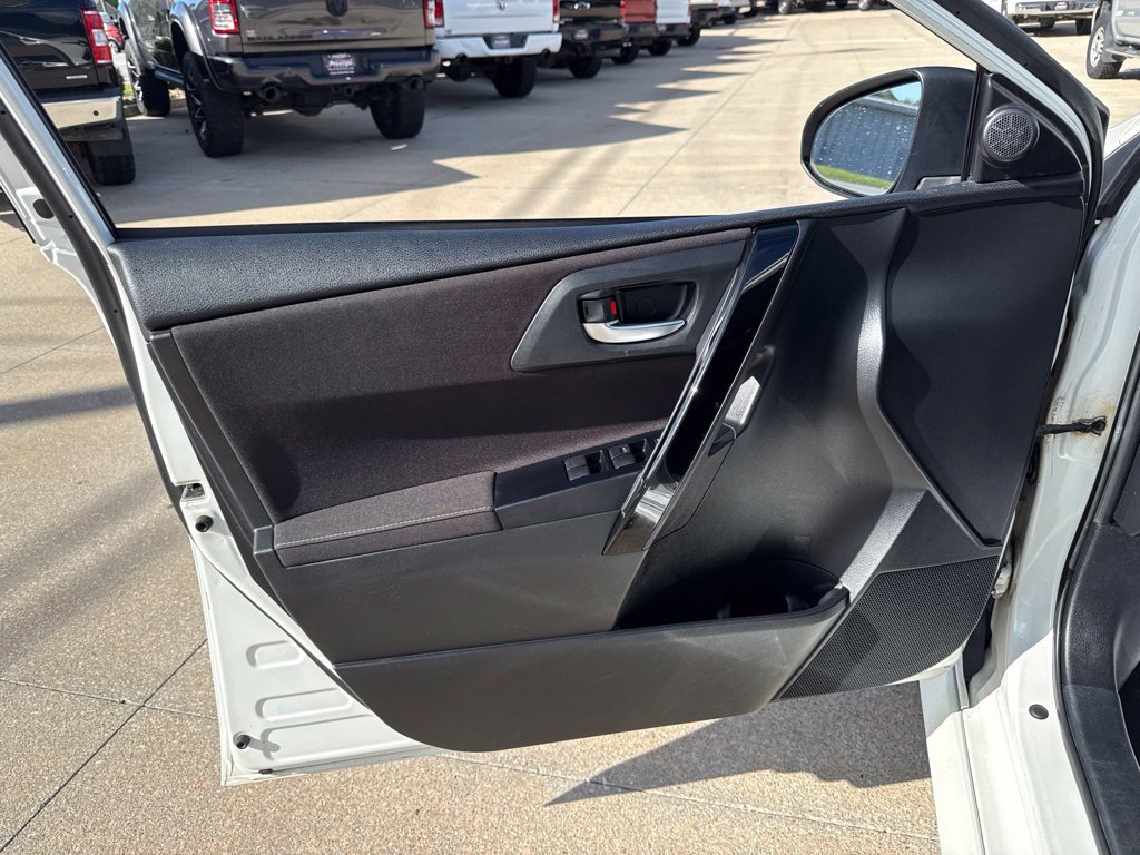 Used 2016 Scion iM FWD image 20