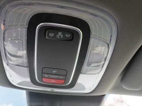 Used 2023 Hyundai Elantra SEL FWD image 15