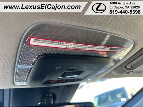 Used 2024 Toyota Prius Prime FWD image 38