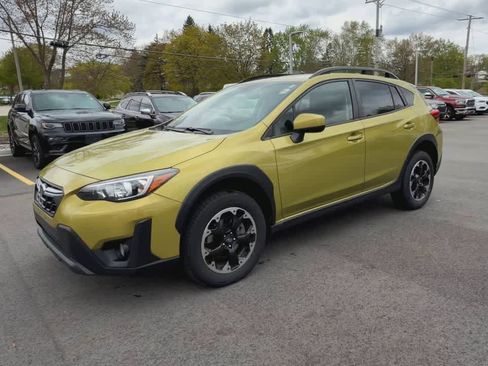 Certified 2023 Subaru Crosstrek 2.0i Premium AWD/4WD image 4