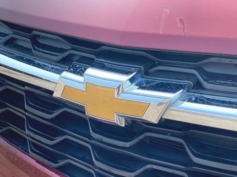 Used 2024 Chevrolet Trax LT w/ Driver Confidence Package FWD image 27