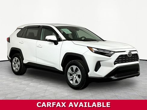 Used 2023 Toyota RAV4 LE AWD/4WD image 3