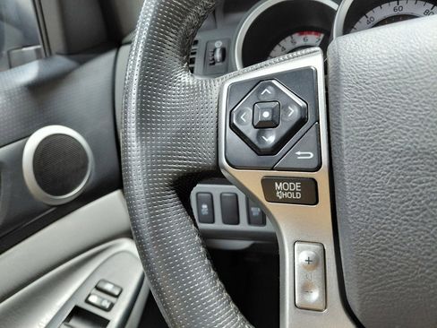 Used 2014 Toyota Tacoma 4x4 Double Cab image 32