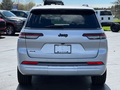 New 2026 Jeep Grand Cherokee L Limited AWD/4WD image 48