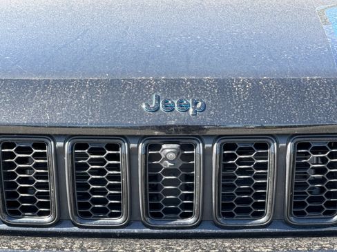 Used 2023 Jeep Grand Cherokee Trailhawk w/ Advanced Protech Group II AWD/4WD image 39
