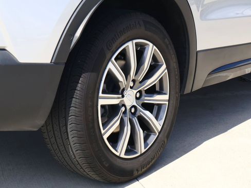 Used 2022 Cadillac XT4 Sport FWD image 12