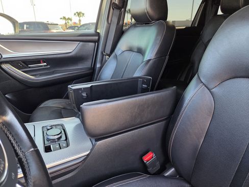 Used 2024 MAZDA CX-90 3.3 Turbo w/ Premium Package image 30