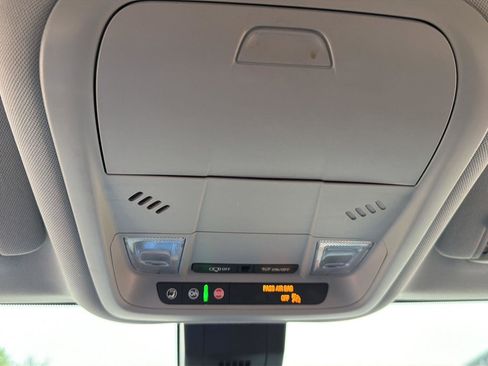 Used 2024 Chevrolet Equinox LT image 14