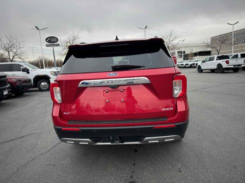 Certified 2021 Ford Explorer XLT w/ Equipment Group 202A image 6