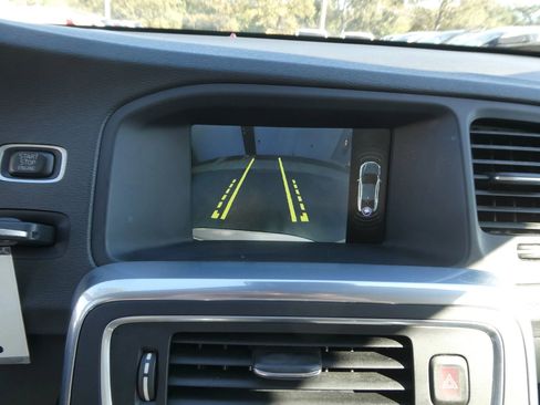 Used 2016 Volvo S60 T5 Premier w/ Convenience Package image 23