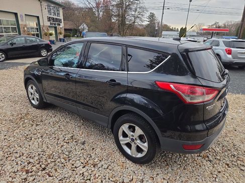 Used 2014 Ford Escape SE image 8