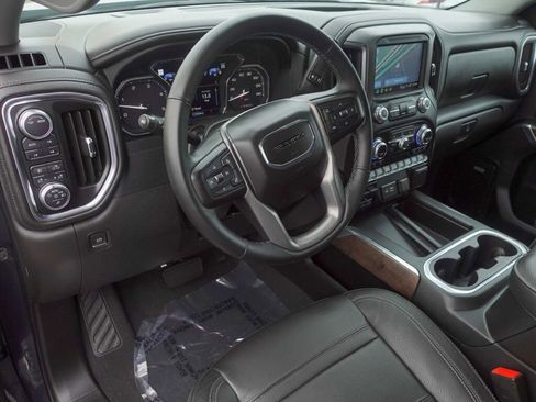 Used 2023 GMC Sierra 2500 Denali image 10