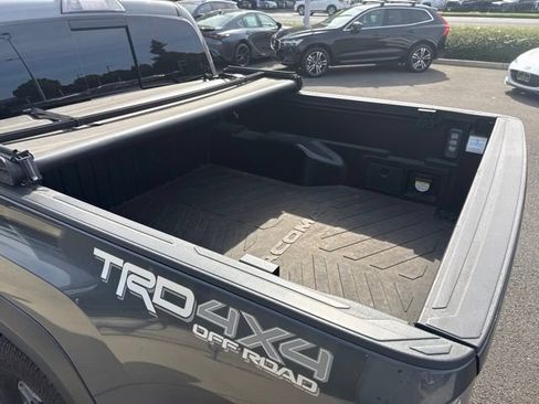 Used 2023 Toyota Tacoma TRD Off-Road w/ TRD Premium Off Road Package AWD/4WD image 11