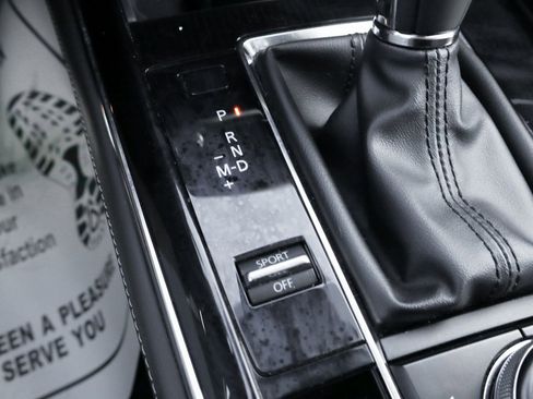 Used 2022 MAZDA CX-30 AWD 2.5 S w/ Premium Package image 34