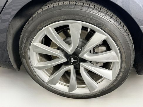 Used 2018 Tesla Model 3 Long Range AWD/4WD image 11