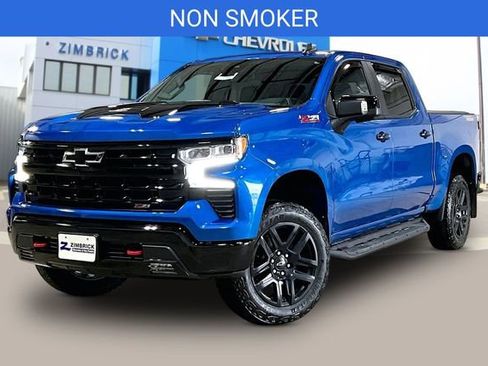 Certified 2022 Chevrolet Silverado 1500 LT Trail Boss w/ LT Trail Boss Premium Package AWD/4WD image 3
