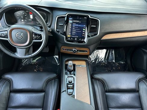 Used 2017 Volvo XC90 T8 Excellence image 16