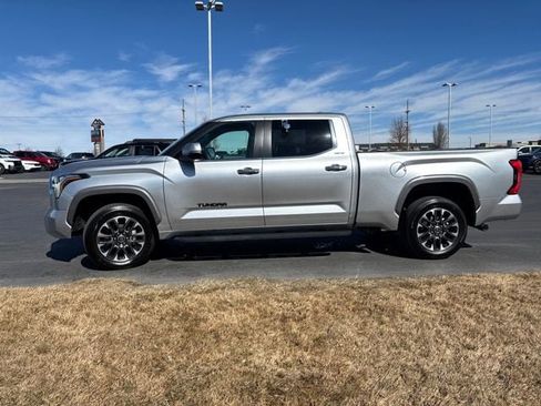 Used 2024 Toyota Tundra Limited AWD/4WD image 6