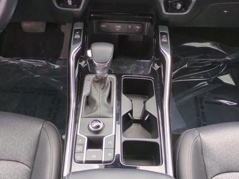 Certified 2023 Kia Sorento SX FWD image 19