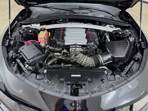 Used 2023 Chevrolet Camaro LT w/ RS Package image 29