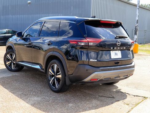 Used 2022 Nissan Rogue SL w/ SL Premium Package FWD image 2