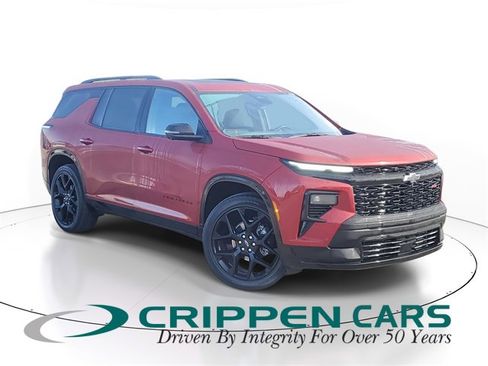 Certified 2024 Chevrolet Traverse RS w/ LPO, Floor Liner Package image 1