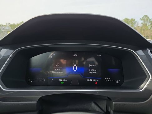 Used 2023 Volkswagen Tiguan SE image 22