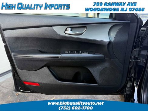 Used 2021 Kia Forte LXS image 47