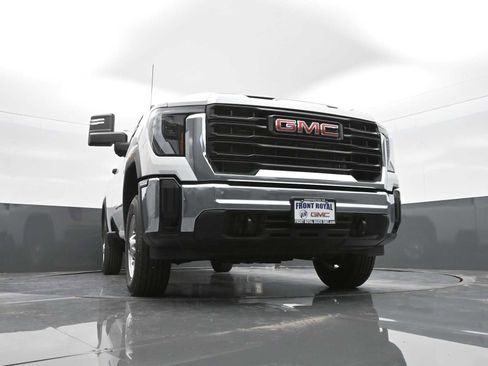 Used 2025 GMC Sierra 2500 Pro w/ Convenience Package image 30