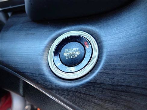 Used 2022 Jeep Grand Cherokee Overland w/ Adv Protech Group III AWD/4WD image 26