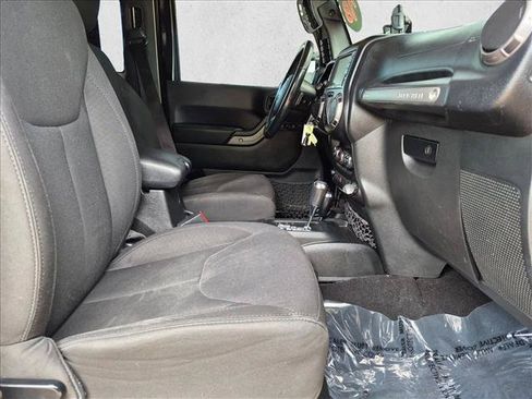Used 2018 Jeep Wrangler Sport AWD/4WD image 20