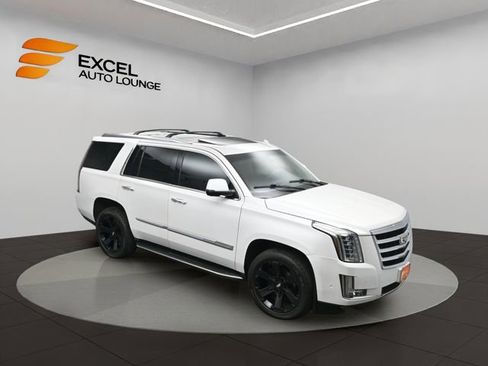 Used 2020 Cadillac Escalade Luxury image 45