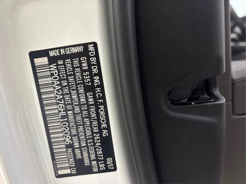 Used 2017 Porsche Panamera 4 image 30