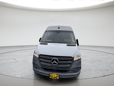 Used 2020 Mercedes-Benz Sprinter 2500 image 7