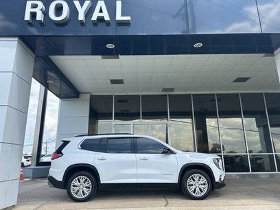 Used 2024 GMC Acadia Elevation w/ Luxury Package
