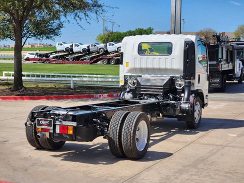 New 2025 Chevrolet Low Cab Forward 5500XG image 12
