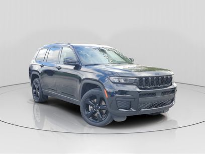 Used 2023 Jeep Grand Cherokee L Laredo