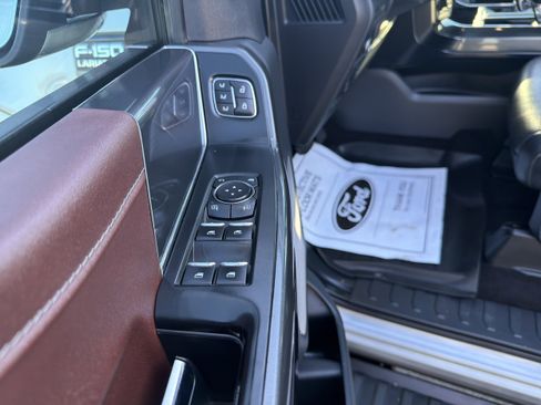 Used 2022 Ford F150 Lariat w/ FX4 Off-Road Package AWD/4WD image 11