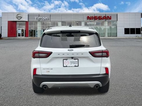 Used 2025 Ford Escape Active FWD image 6