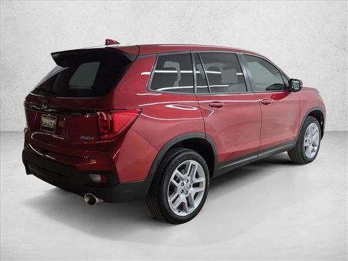 Used 2025 Honda Passport EX-L image 5