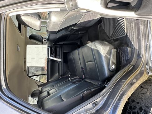 Used 2011 Toyota 4Runner Limited image 24