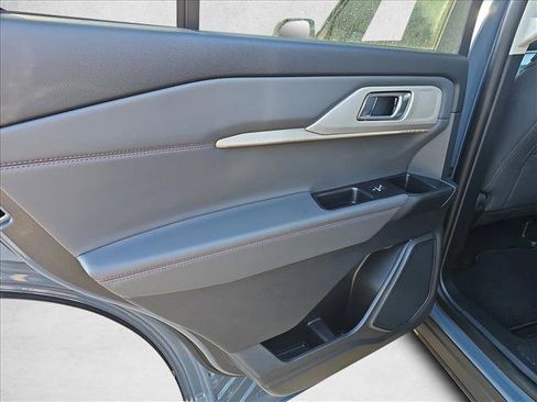 New 2026 Ford Explorer Active image 12