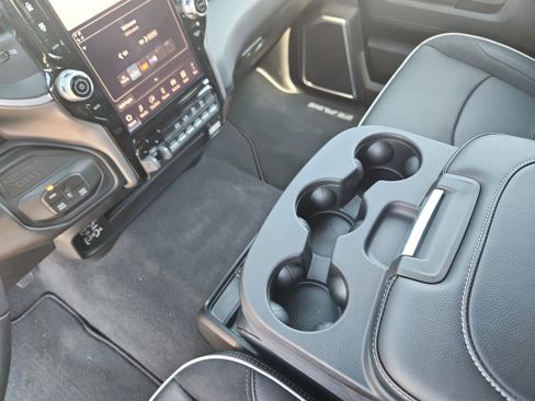 New 2025 RAM 2500 Laramie image 16