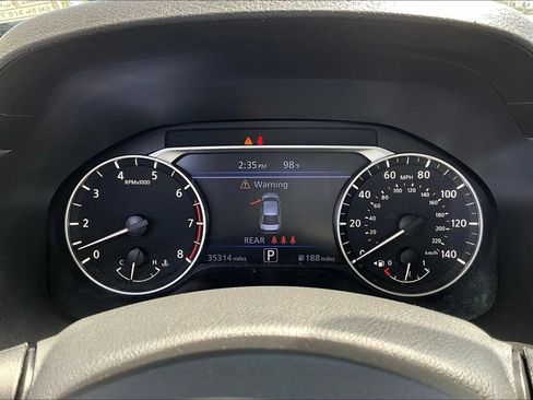 Used 2025 Nissan Altima 2.5 SV FWD image 15
