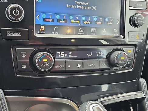 Used 2018 Nissan Maxima 3.5 S image 15