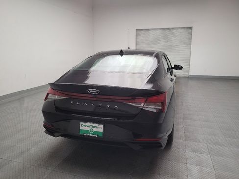 Used 2021 Hyundai Elantra SEL w/ Convenience Package FWD image 7